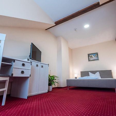 Pava Pension & Spa Одорхею-Секуйеск Экстерьер фото