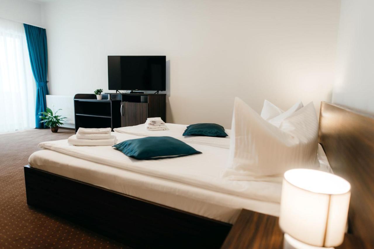 Pava Pension & Spa Одорхею-Секуйеск Экстерьер фото